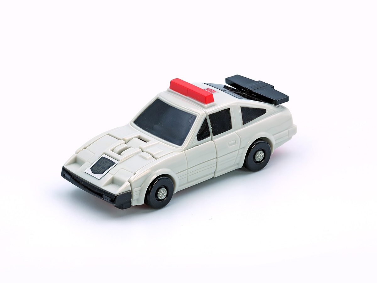 Transformers G1 Streetwise Police Car Mode